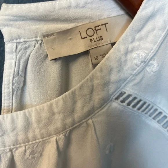 Loft Womens White Peasant Crew Neck Long Sleeve Tunic Blouse Top Size 18 - Picture 2 of 7